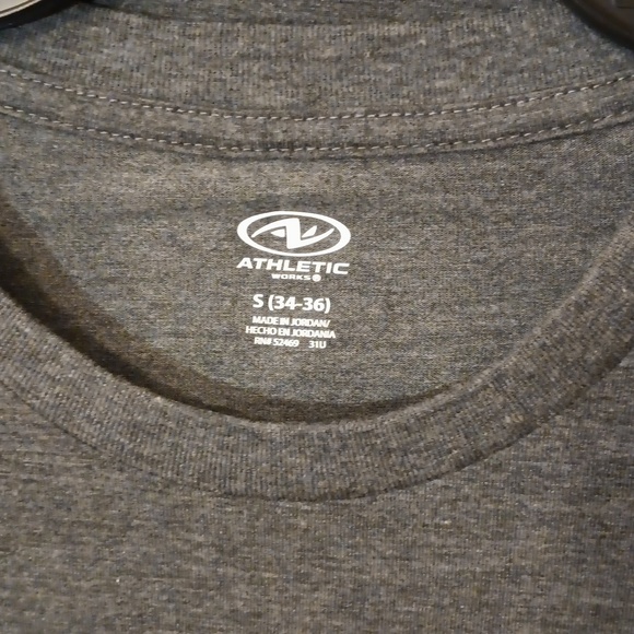 2**Athletic Works Tees Bundle - Picture 2 of 4